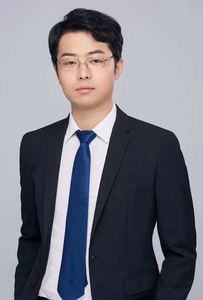 李阳含律师