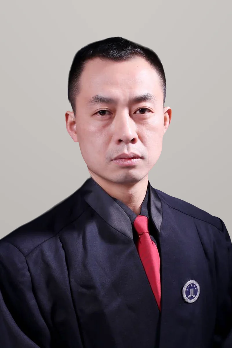 罗灿律师